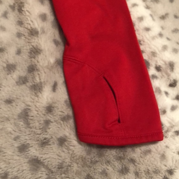 Red Pullover - Picture 4 of 4